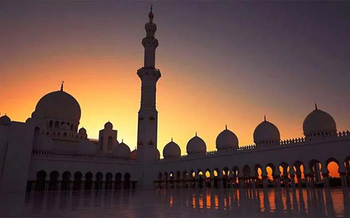 হারাম পণ্যের ব্যবসা করাও হারাম